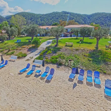 Anna Karra & * Vourvourou