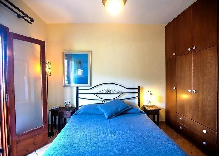 Anna Karra & Apartament