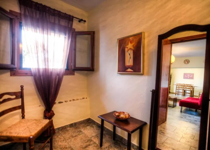 Anna Karra & Apartament