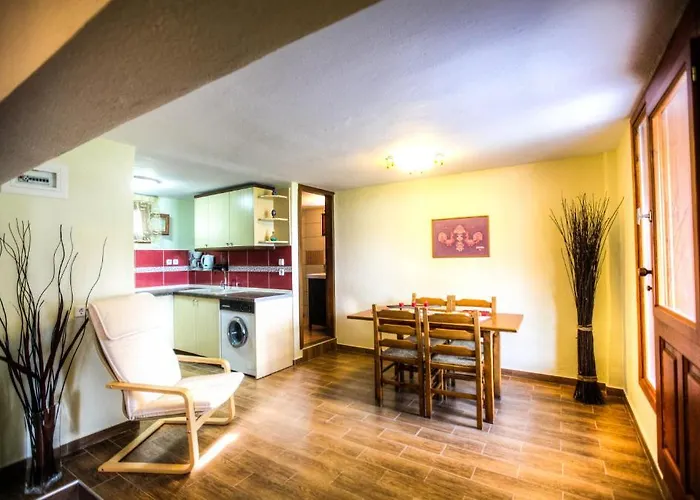 Anna Karra & Apartament Vourvourou